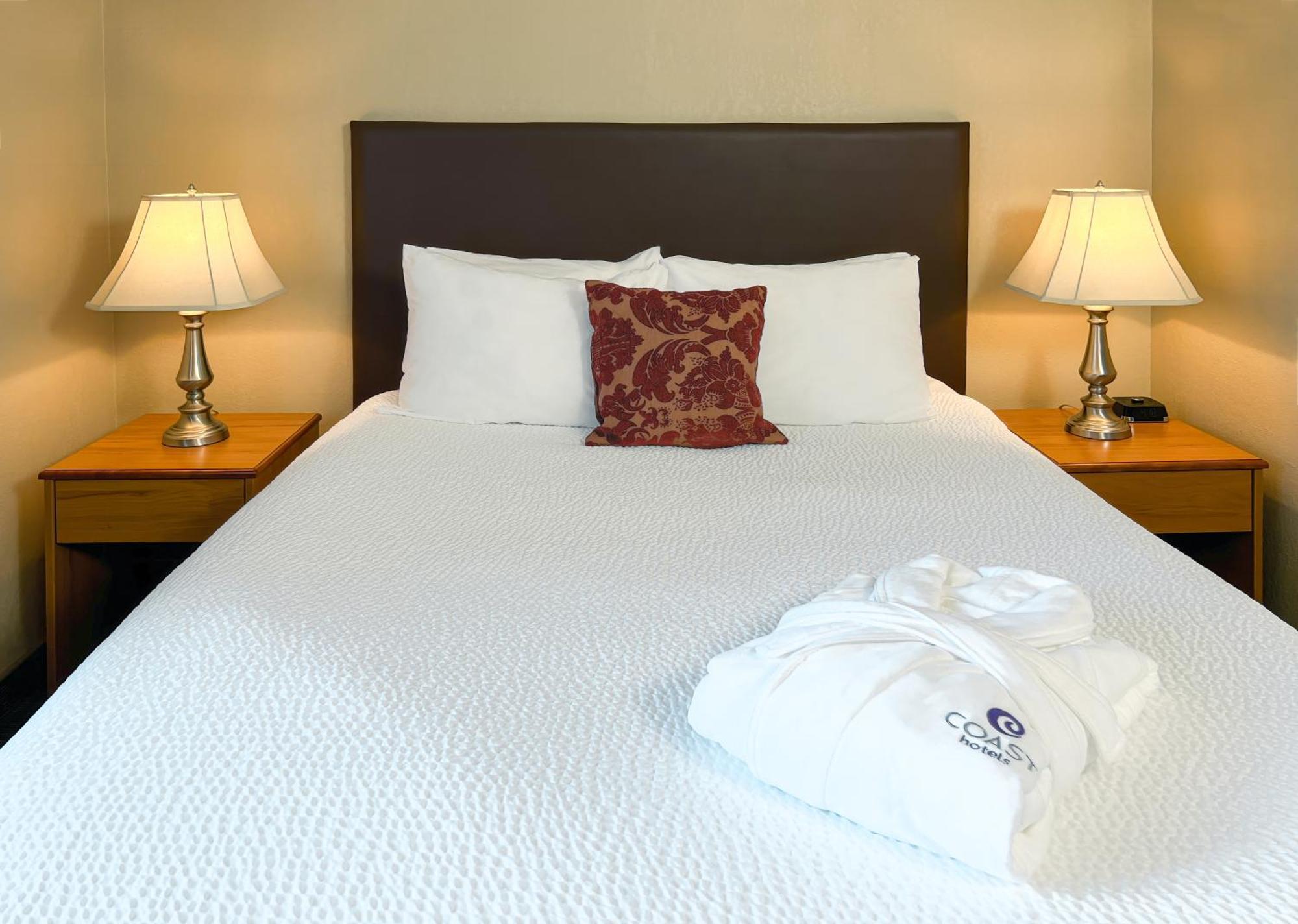 Coast Swift Current Hotel Kültér fotó