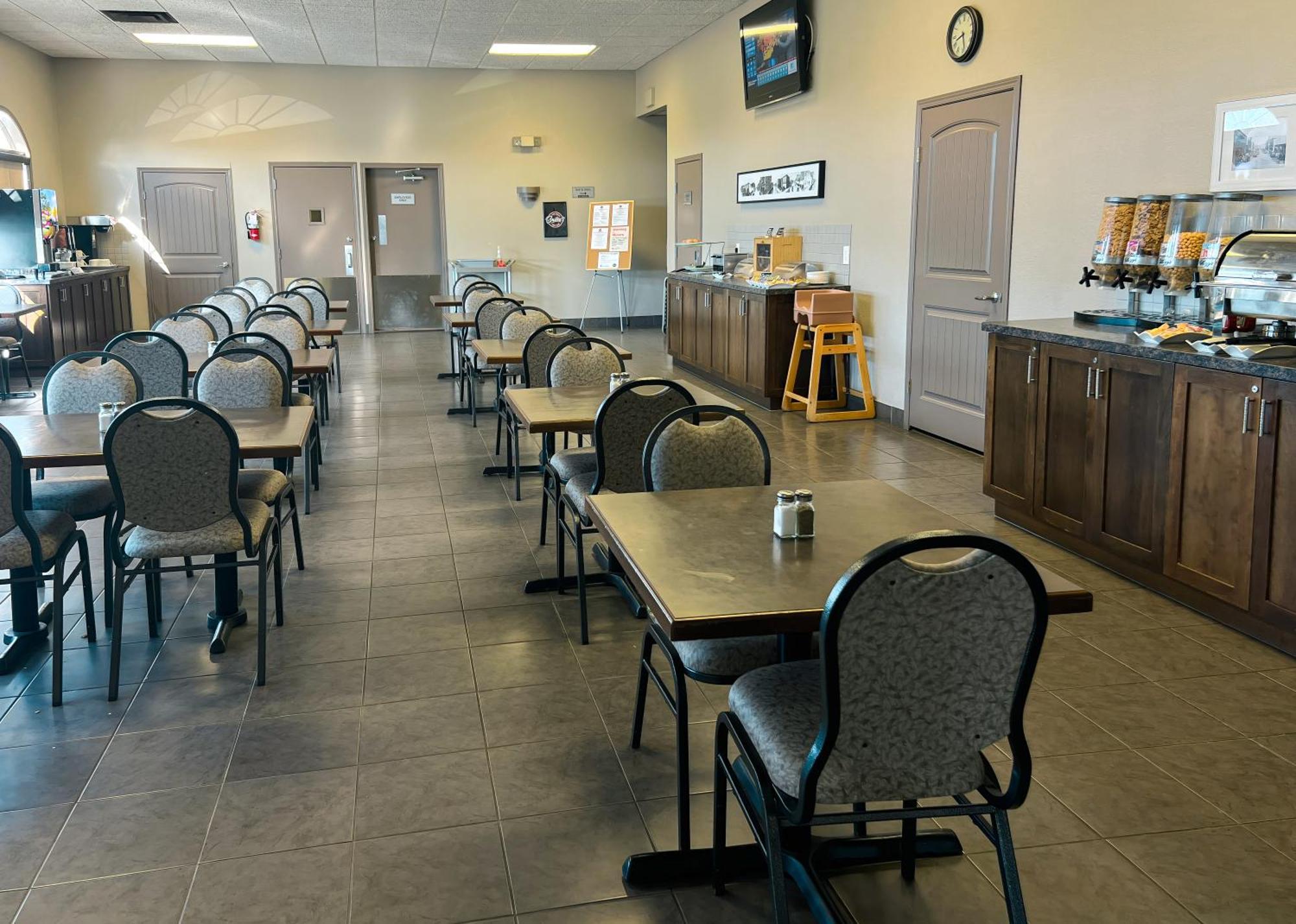 Coast Swift Current Hotel Kültér fotó