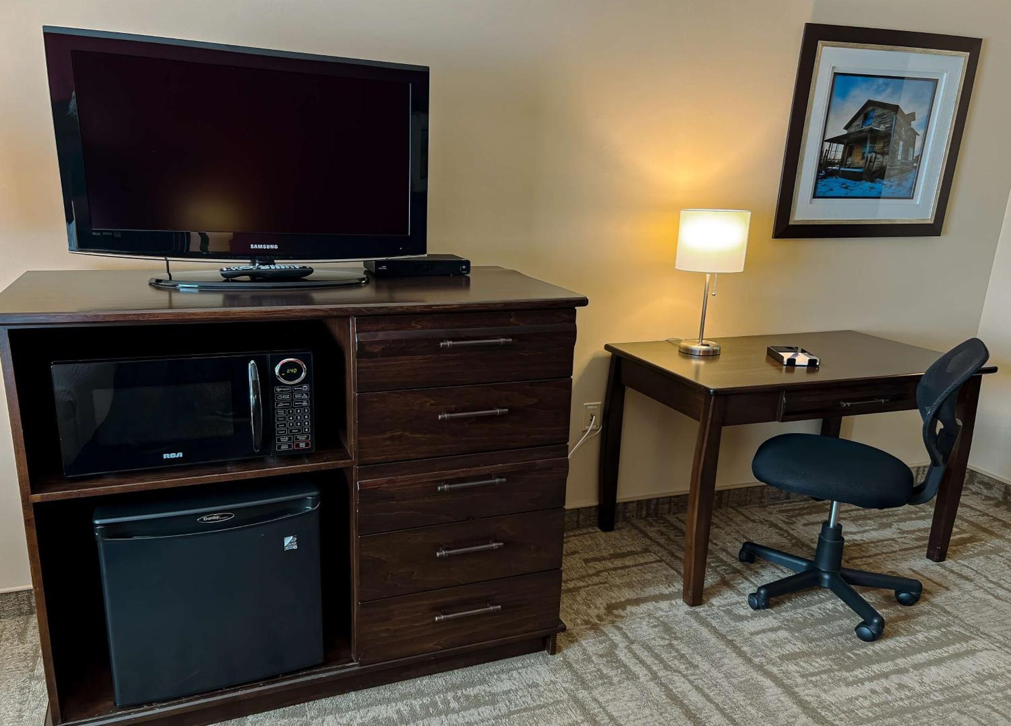 Coast Swift Current Hotel Kültér fotó